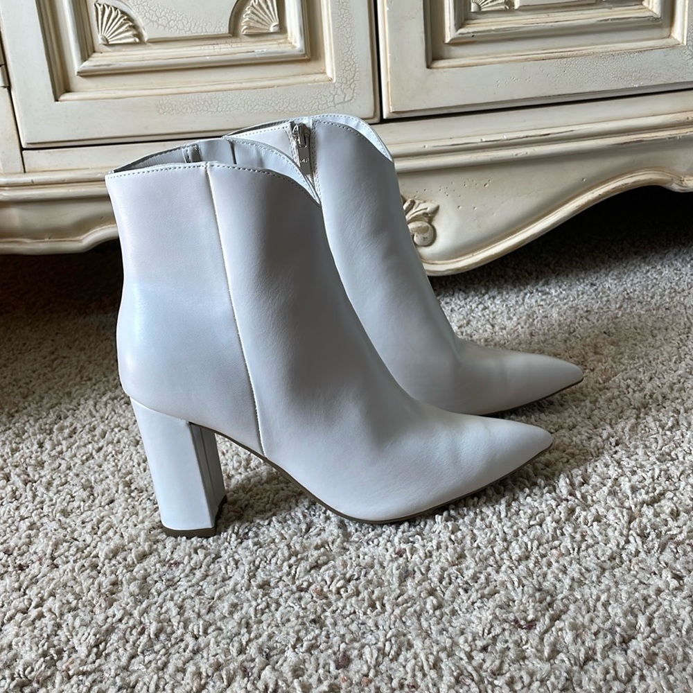 Marc Fisher Short White Boots